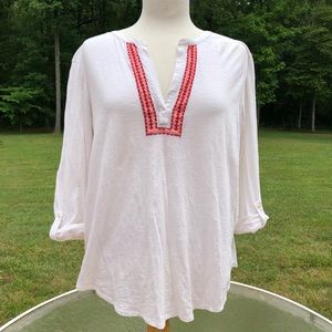 Loft split neck embroidered tee